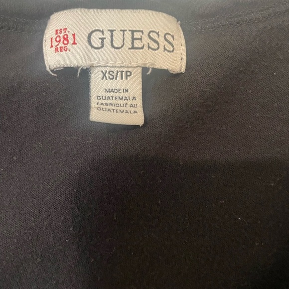 GUESS Black Lipstick Graphic Tee - Picture 2 of 3